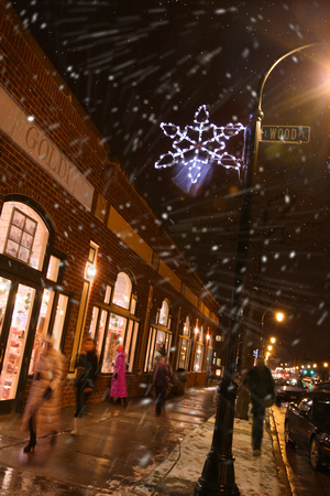 winter street shoppers