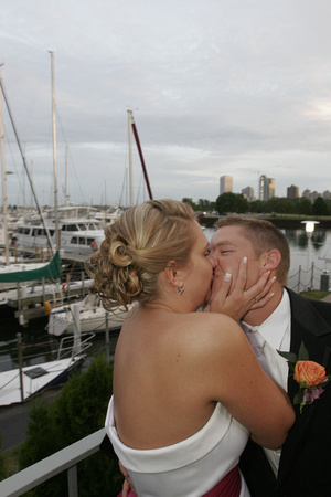 Yacht Club kiss